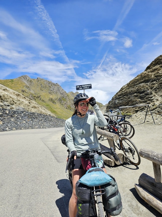 Team tailwind section